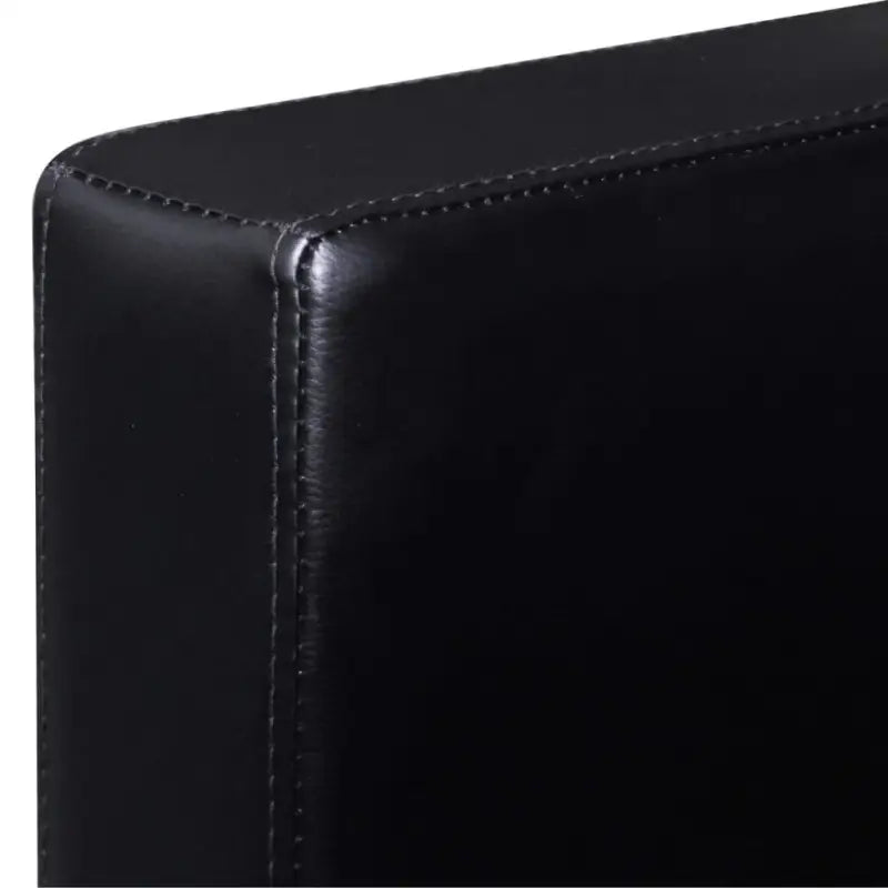 Kwalitatief hoogwaardige kunstleren bank voor comfortabel loungen en ontspannen - Zwart - Banken