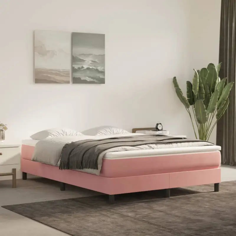 Lichtgrijs bed met multiplex lattenbodem en zacht fluweel materiaal - Roze / 140 x 190 cm / 25 cm - Bedden & bedframes