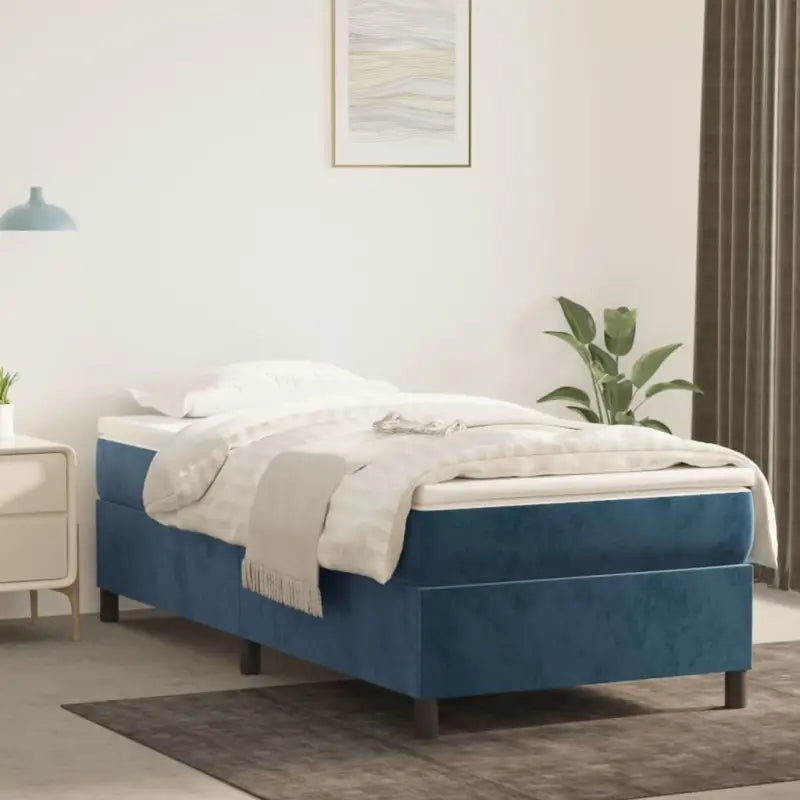Lichtgrijs bed met multiplex lattenbodem en zacht fluweel materiaal - Donkerblauw / 80 x 200 cm / 35 cm - Bedden &