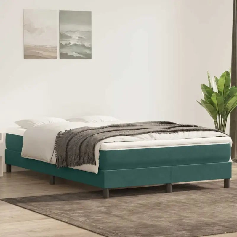 Lichtgrijs bed met multiplex lattenbodem en zacht fluweel materiaal - Donkergroen / 140 x 210 cm / 25 cm - Bedden &