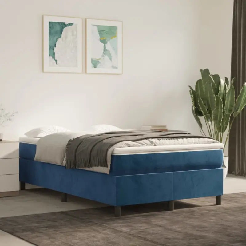 Lichtgrijs bed met multiplex lattenbodem en zacht fluweel materiaal - Donkerblauw / 120 x 200 cm / 35 cm - Bedden &