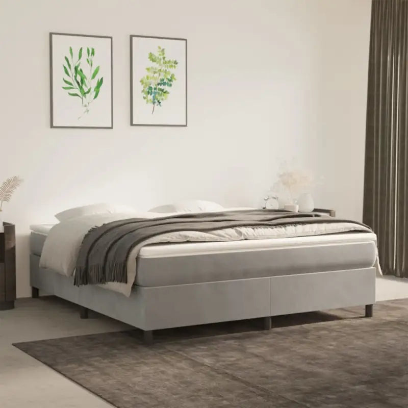 Luxueus bedframe met multiplex lattenbodem en fluweel bekleding - Bedden & bedframes