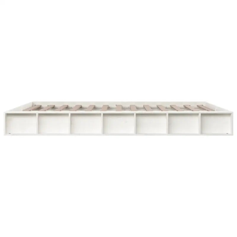 Massief Grenenhout Bedframe voor een Natuurlijke en Decoratieve Slaapruimte - Bedden & bedframes