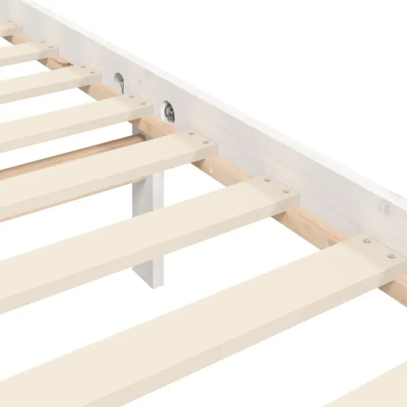 Massief Grenenhout Bedframe voor Een Natuurlijke en Decoratieve Slaapkamer - Bedden & bedframes