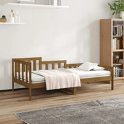 Massief Grenenhouten Bedden en Slaapbanken voor woonkamer en slaapkamer - Bedden & bedframes