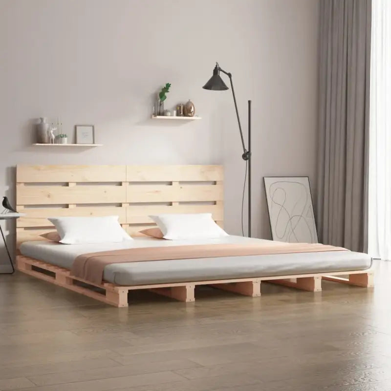 Massief Grenenhouten Bedframe met Levering Bevat voor Een Natuurlijke Sfeer - Naturel / 180 x 200 cm - Bedden &