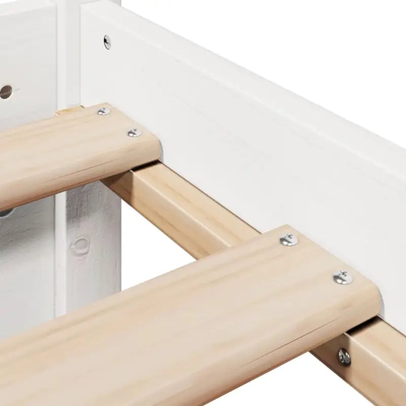 Massief Grenenhouten bedframe voor een natuurlijke en praktische uitstraling - Bedden & bedframes