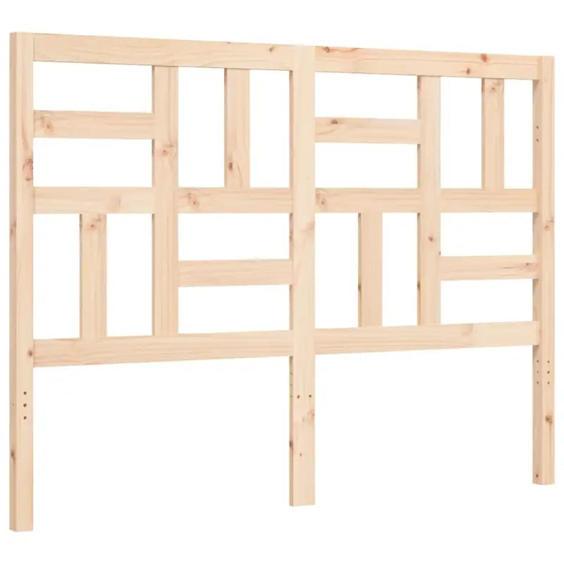 Massief Grenenhouten bedframe voor een natuurlijke en stijlvolle slaapkamer - Bedden & bedframes