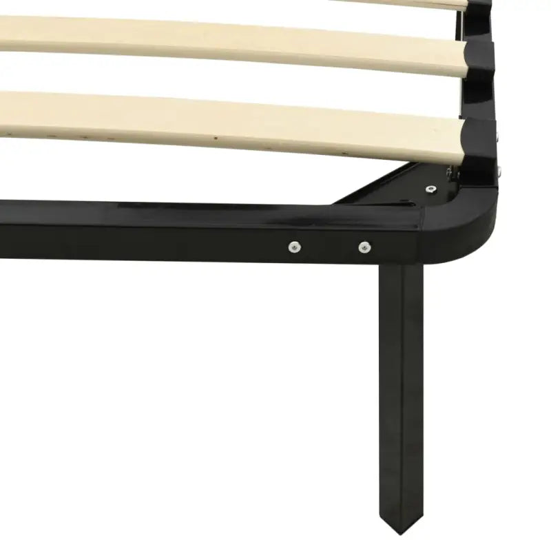 Metaalbedframe met lattenbodem voor een klassieke slaapkamerstijl - Bedden & bedframes