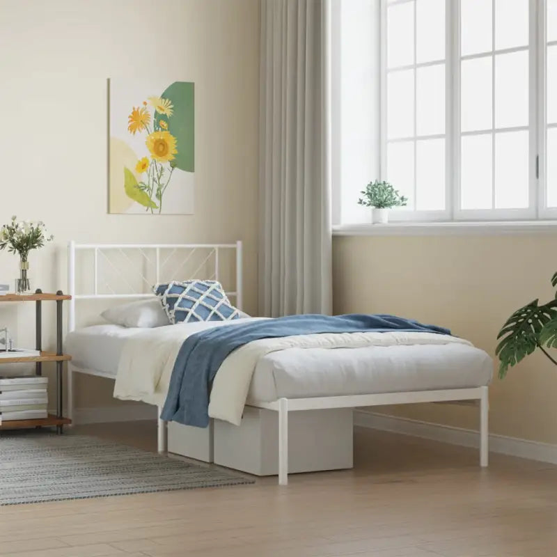 Metalen bedframe met extra opbergruimte en stevige metalen latten - Wit / 80 x 200 cm / met hoofdbord - Bedden &