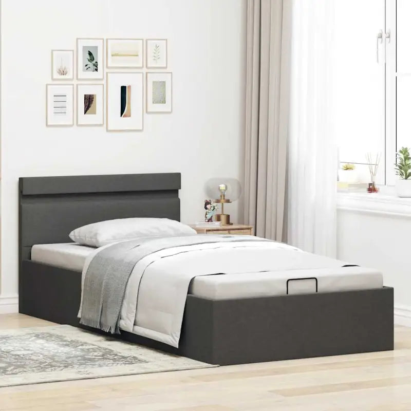 Modern hydraulisch bedframe met multiplex lattenbodem en robuuste bouw - Bedden & bedframes