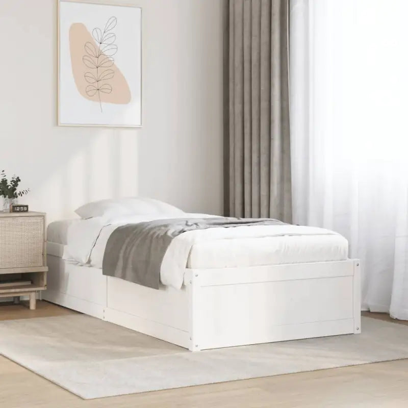 Moderne bedframe van massief grenenhout met multiplex lattenbodem - Wit / 90 x 200 cm - Bedden & bedframes