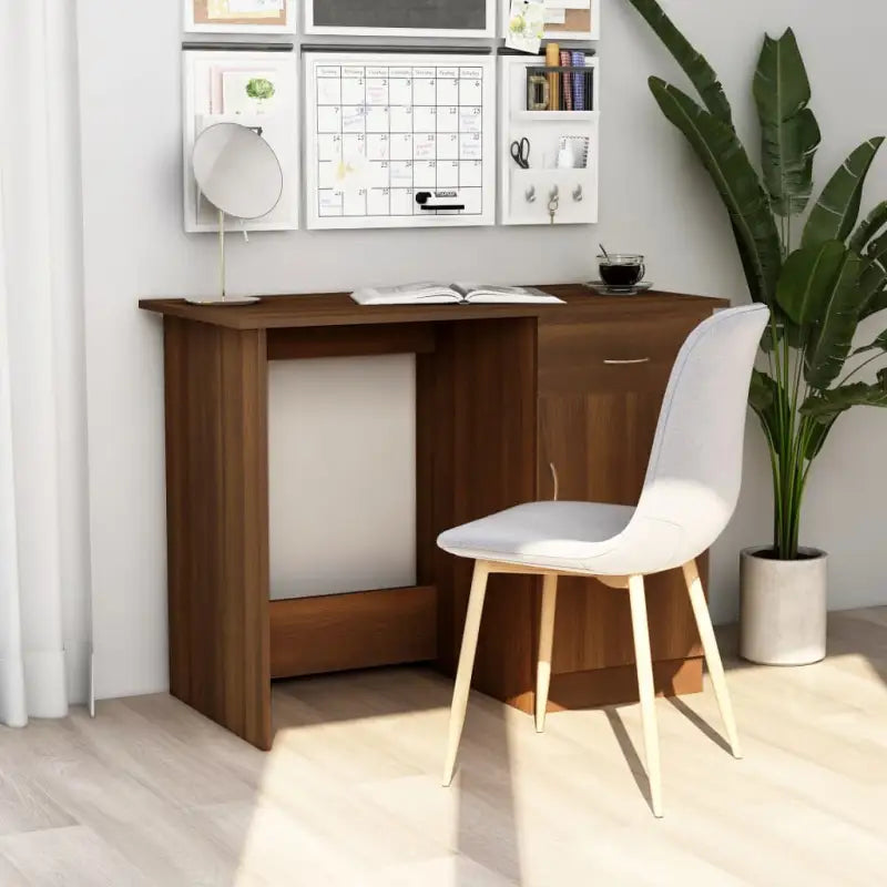 Moderne bureau van bewerkt hout voor studeer- en werkruimtes - bruin eikenkleur - Bureaus