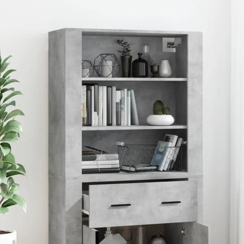 Moderne hoge kast van bewerkt hout voor een stijlvolle uitstraling - Dressoirs & buffetkasten