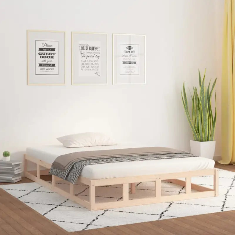 Moderne houten bedframe van massief grenenhout voor een stijlvolle slaapkamer - Naturel / 135 x 190 cm - Bedden &