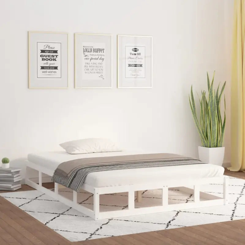 Moderne houten bedframe van massief grenenhout voor een stijlvolle slaapkamer - Wit / 140 x 200 cm - Bedden & bedframes