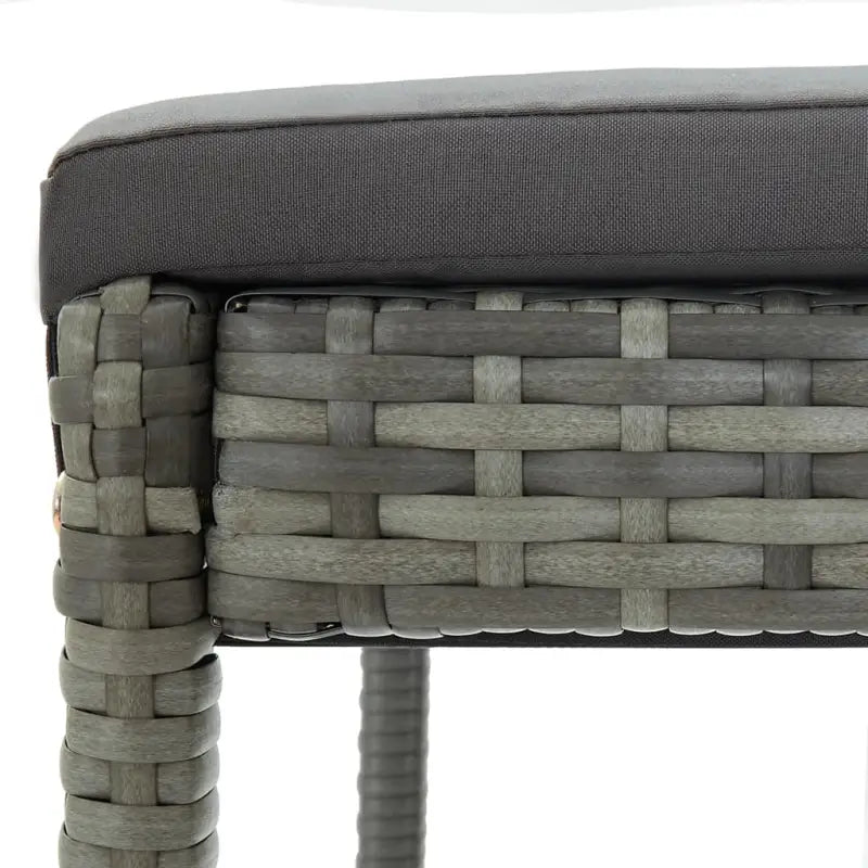 Moderne tuinstoelen met poly rattan voor een eigentijdse eetruimte - Tuinstoelen
