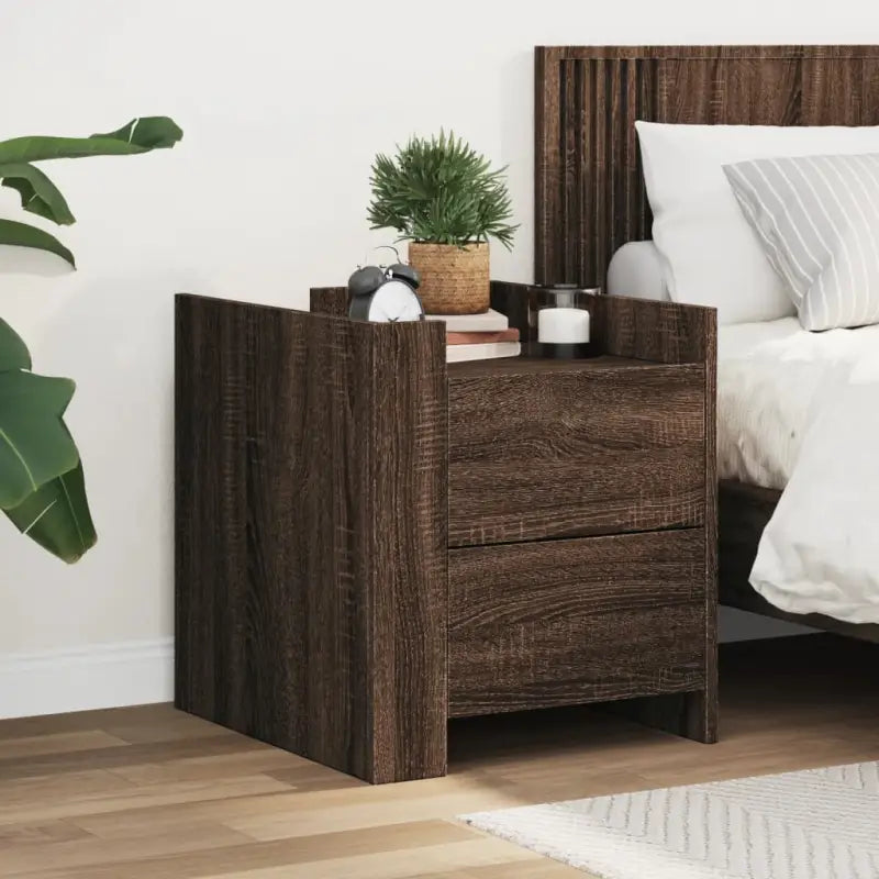 Nachtkastje met bewerkt hout voor een tijdloze woonstijl - bruin eikenkleur / 1 - Nachtkastjes