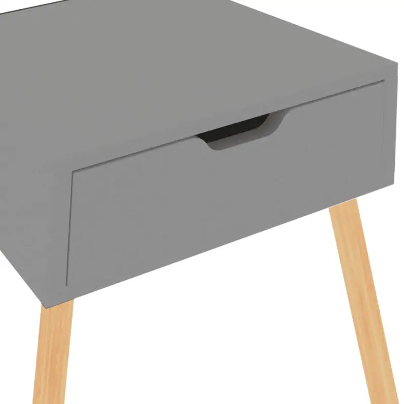 Nachtkastje van bewerkt hout met moderne charme - Nachtkastjes