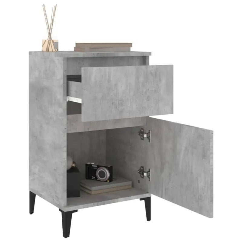 Nachtkastje van bewerkt hout met tijdloos en elegant ontwerp - Nachtkastjes