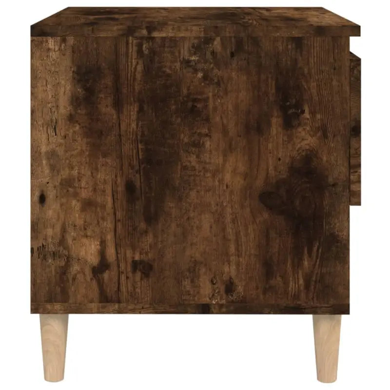 Nachtkastjes met bewerkt hout voor een elegant en tijdloos interieur - Nachtkastjes