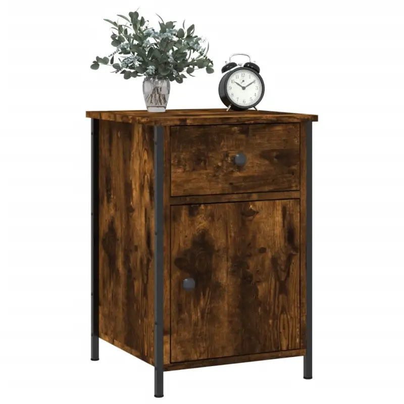 Nachtkastjes van bewerkt hout met elegant en tijdloos ontwerp - Nachtkastjes
