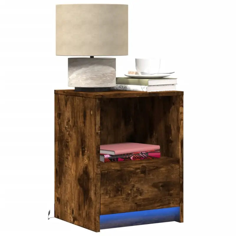 Nachtkastjes van bewerkt hout met tijdloze charme voor woonkamer of slaapkamer - Nachtkastjes