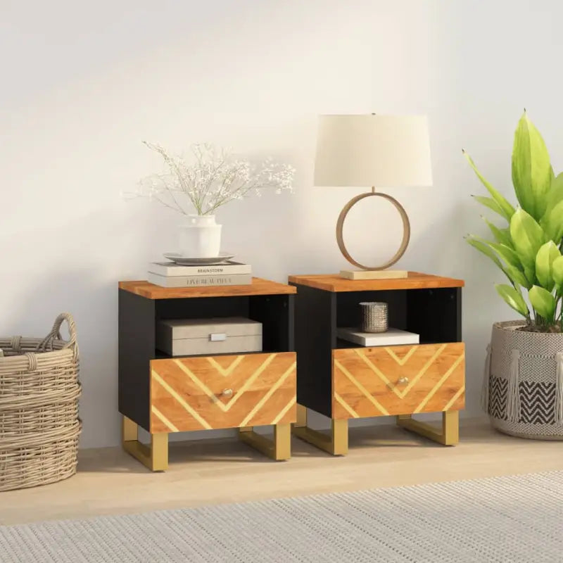 Nachtkastjes van massief mangohout met elegant en tijdloos ontwerp - Nachtkastjes