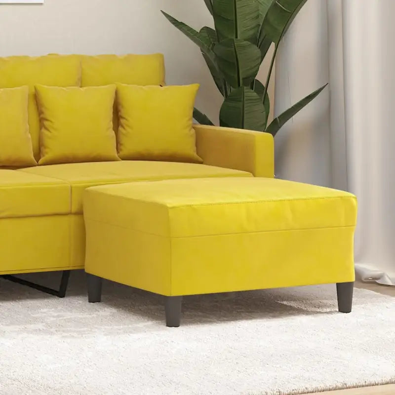 Poefs Comfortabele Fluwelen Voetenbank voor een Modern Interieur - Geel / 70 x 55 x 41 cm / 1 - Poefs
