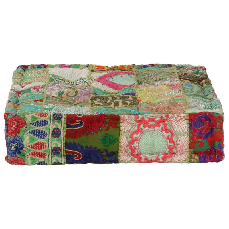 Poefs in vintage stijl met patchwork ontwerp en prachtige borduursels - Groen / 1 - Poefs