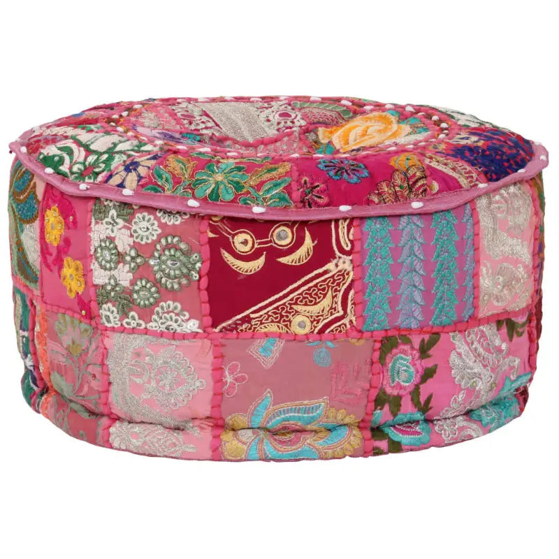 Poefs met Patchwork Ontwerp en Prachtige Borduursels in Vintage Stijl - Poefs