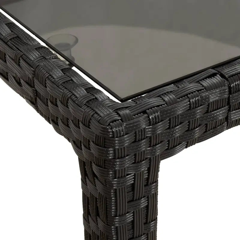 Poly rattan tuintafel met gehard glas voor een stijlvolle buitenruimte - Tuintafels