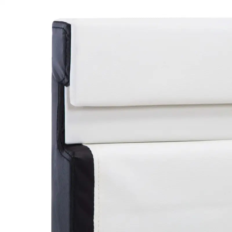 Robuust Bed met multiplex lattenbodem en stalen poten - Bedden & bedframes