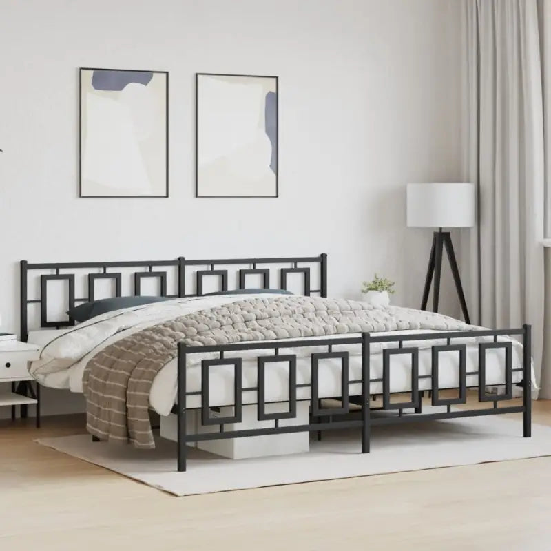 Robuust metalen bedframe met extra opbergruimte en tijdloos design - Bedden & bedframes