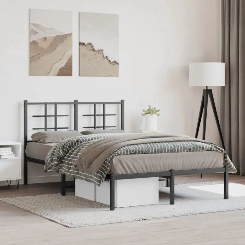 Robuust metalen bedframe met extra opbergruimte en tijdloos ontwerp - Zwart / 120 x 200 cm / met hoofdbord - Bedden &