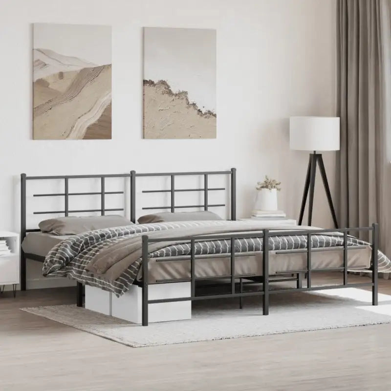 Robuust metalen bedframe met extra opbergruimte en tijdloos ontwerp - Zwart / 200 x 200 cm / met hoofdbord & voetbord
