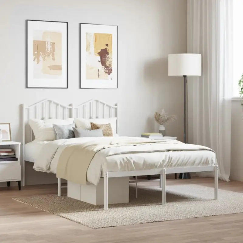 Robuust metalen bedframe met extra opbergruimte en tijdloos ontwerp - Wit / 120 x 200 cm / met hoofdbord - Bedden &