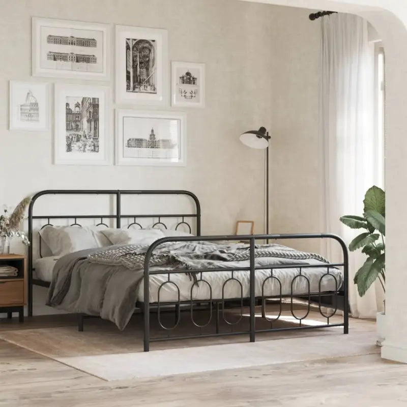Robuust metalen latten bedframe met elegant design en extra opbergruimte - Zwart / 135 x 190 cm / met hoofdbord &