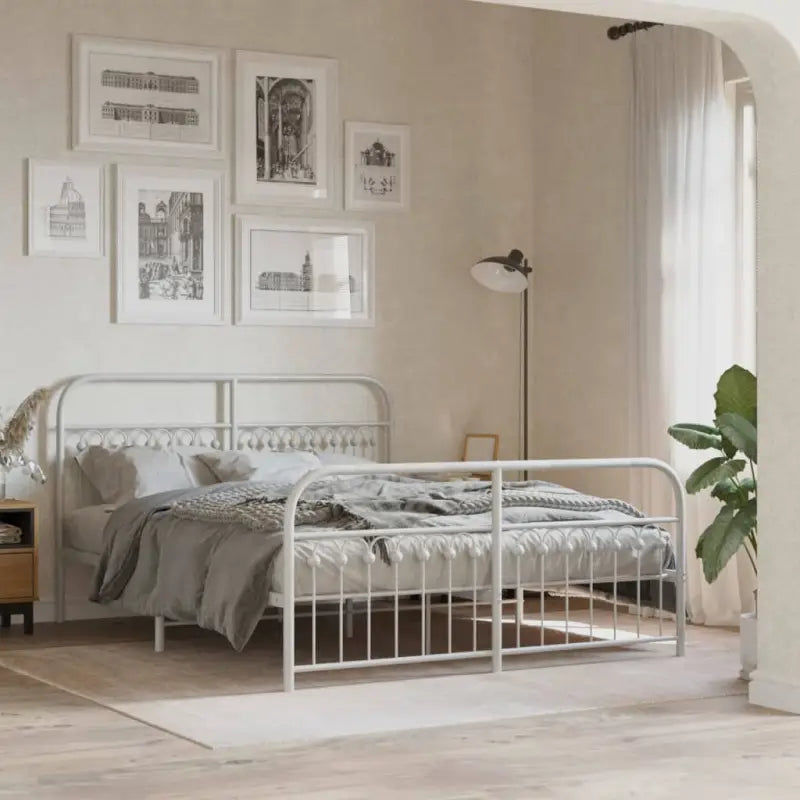 Robuust metalen latten bedframe met extra opbergruimte - Bedden & bedframes