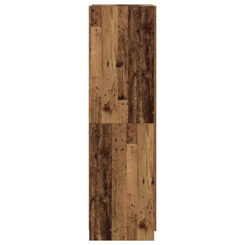Ruime kledingkast van bewerkt hout voor duurzame opbergruimte - Kledingkasten