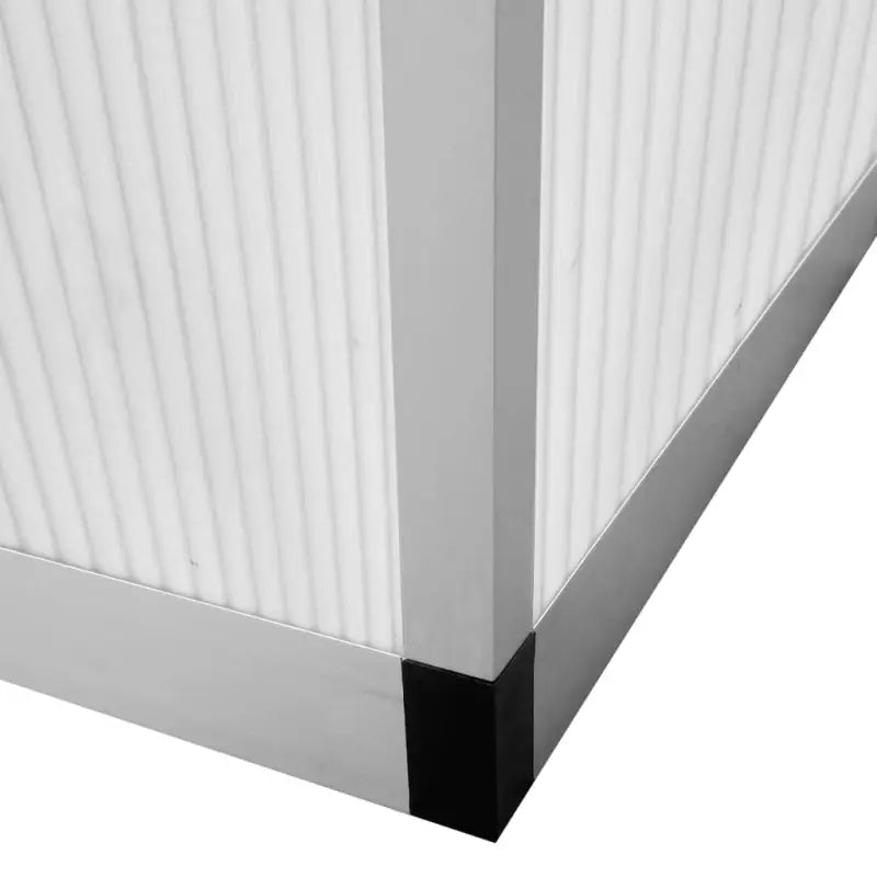 Ruime tuinkas voor het beschermen en kweken van planten - Tuinkassen