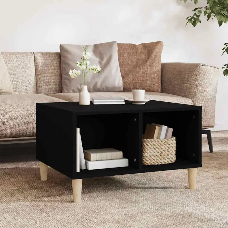 Salontafel met houten poten in Scandinavische stijl van bewerkt hout - Salontafels