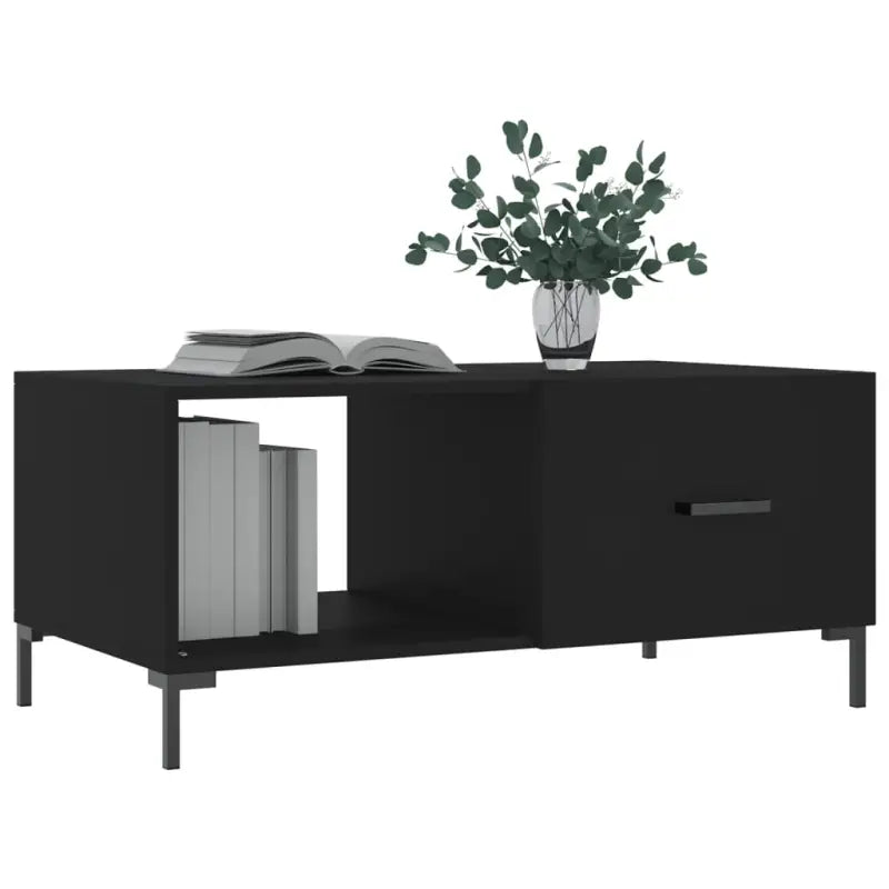 Salontafel met ijzeren poten en bewerkt hout voor een elegante woonkamer - Salontafels