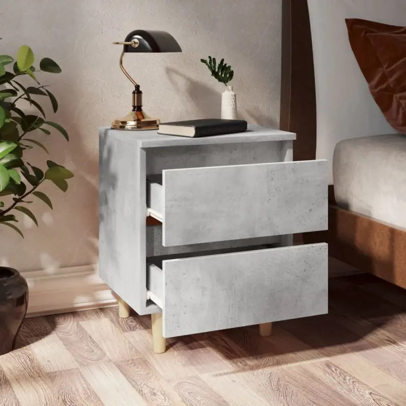 Scandinavisch nachtkastje met grenenhouten poten voor een chique interieur - Nachtkastjes