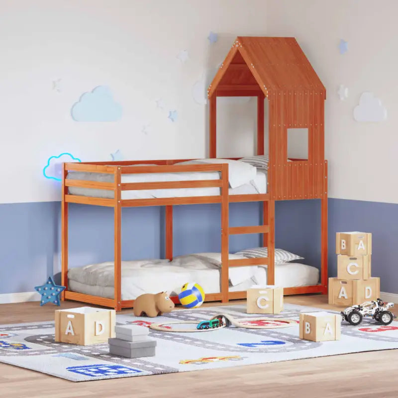 Stapelbed met bedhuis van massief grenenhout en multiplex lattenbodem - Wasbruin / 90 x 200 cm - Bedden & bedframes