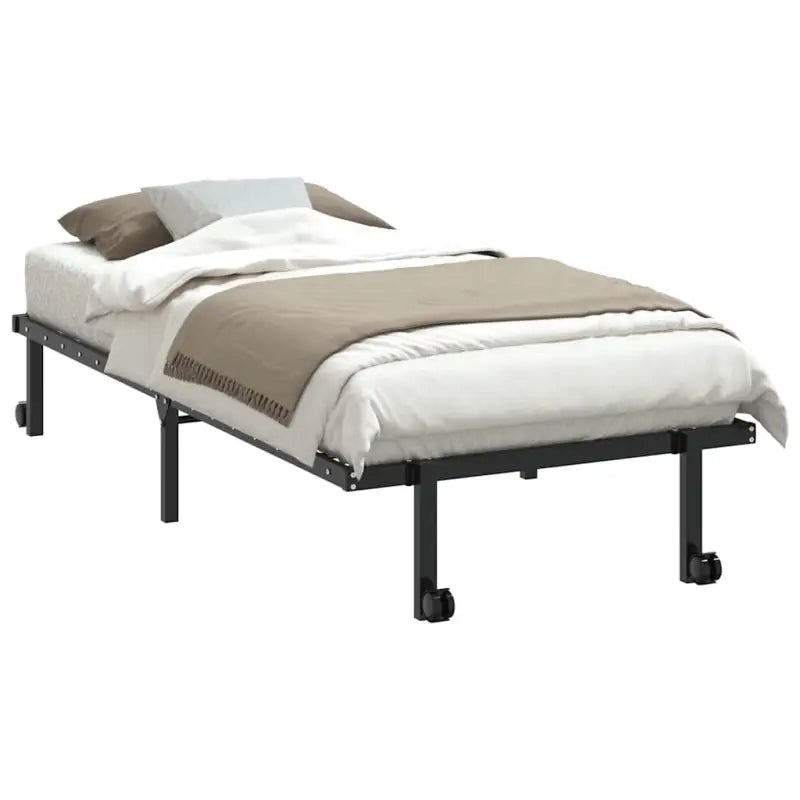Stevig bedframe met extra opbergruimte en tijdloos design - Bedden & bedframes