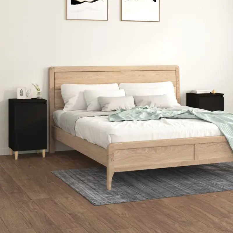 Stijlvol nachtkastje met houten poten en bewerkt hout voor een elegante inrichting - Zwart / 2 - Nachtkastjes