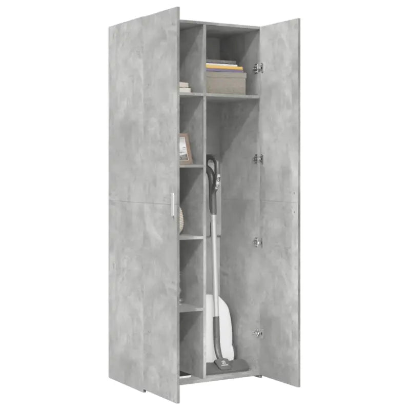 Trendy hoge kast van bewerkt hout voor een elegante interieurstijl - Dressoirs & buffetkasten