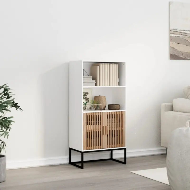 Trendy hoge kast van bewerkt hout voor je bestaande interieur - Wit / 1 - Opbergkasten & lockerkasten