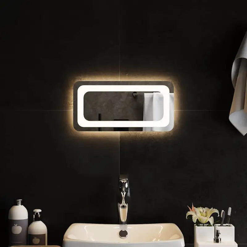 Trendy LED badkamer spiegel met IP65-klasse waterdichtheid - 40 x 20 cm / 1 - Spiegels